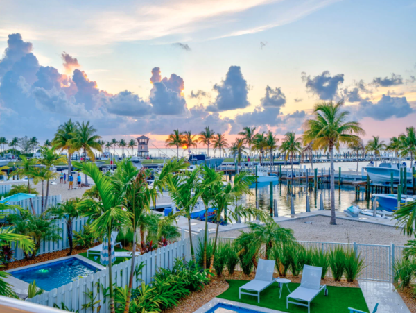 Luxury Oceanfront Vacation Rental in Marathon FL - 5-Bedroom Stunning Views